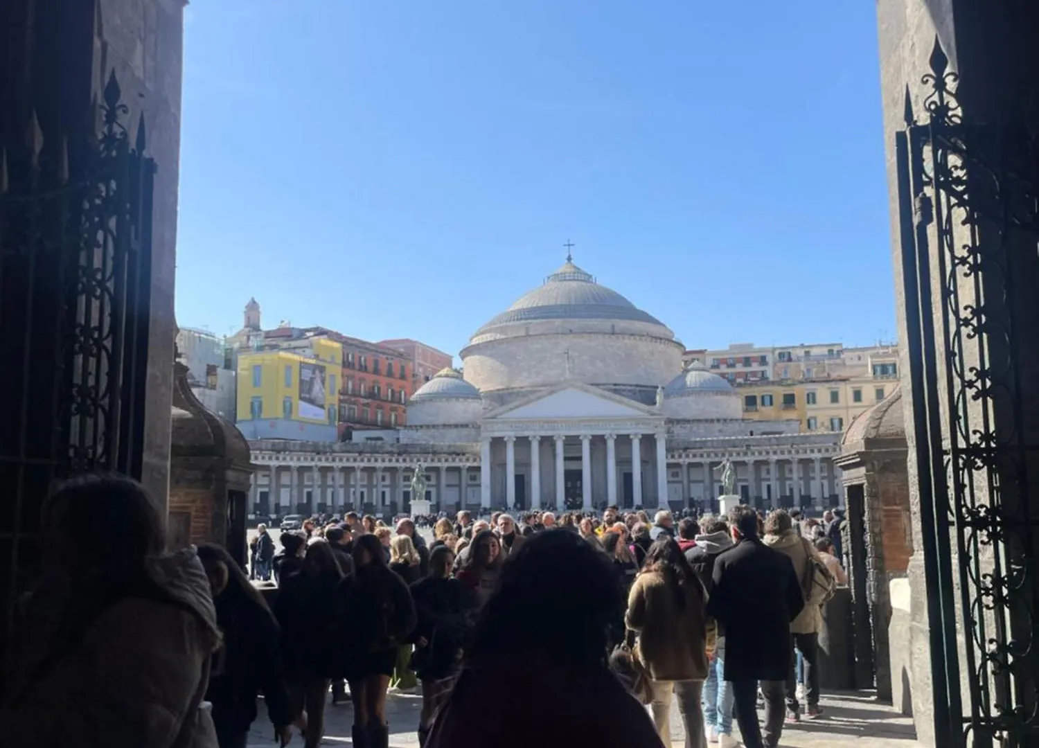 Casetta Piazza Plebiscito Nápoles Italia