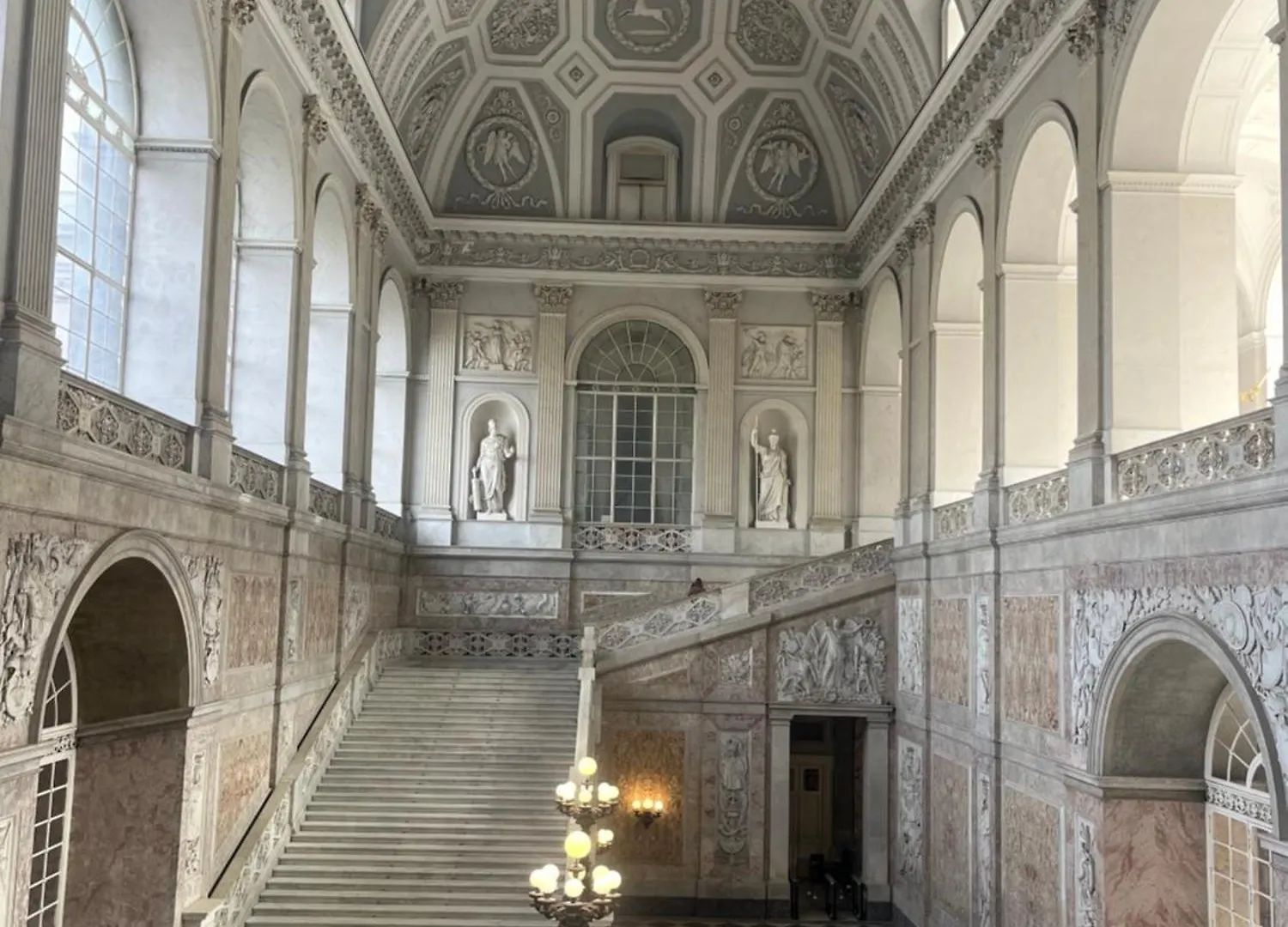 Casetta Piazza Plebiscito Nápoles 0*,